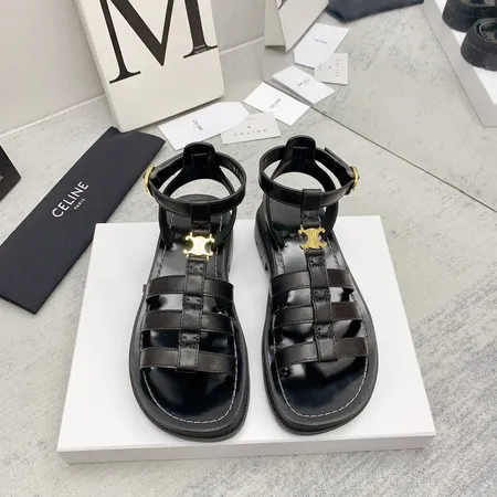 セリーヌ サンダル