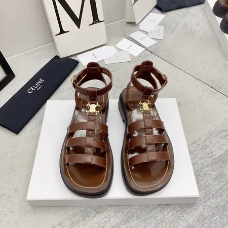 セリーヌ サンダル