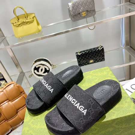 グッチ スリッパ