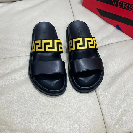 ヴェルサーチ スリッパ