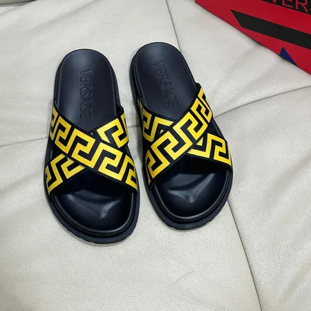 ヴェルサーチ スリッパ