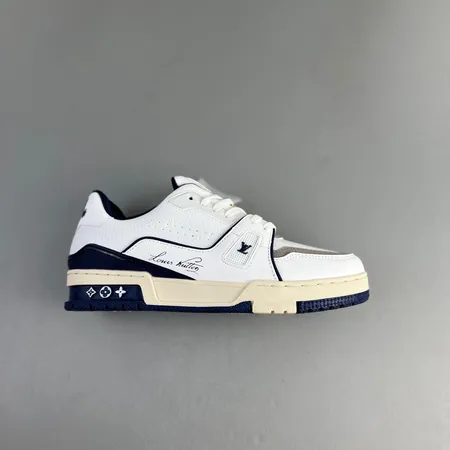 ルイヴィトン スニーカー