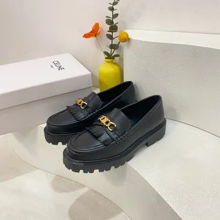 セリーヌ カジュアルシューズ