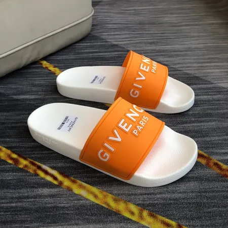 ジバンシィ スリッパ