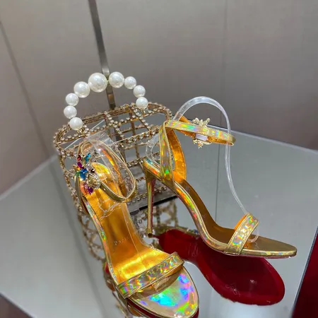 クリスチャン・ルブタン サンダル