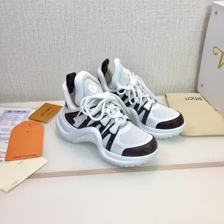 ルイヴィトン スニーカー