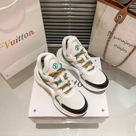 ルイヴィトン スニーカー