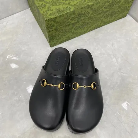 グッチ スリッパ