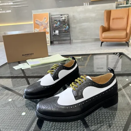 バーバリー ス ビジネスシューズ