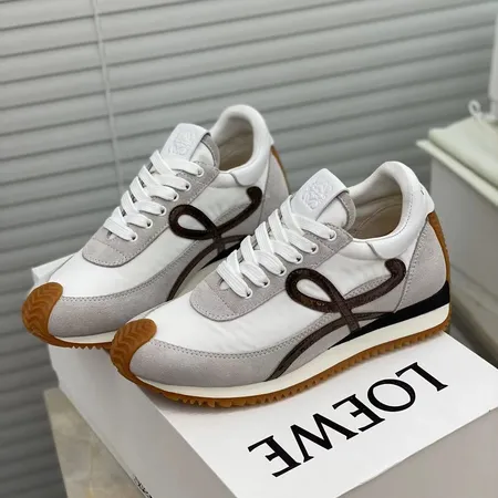 ロエベ カジュアルシューズ