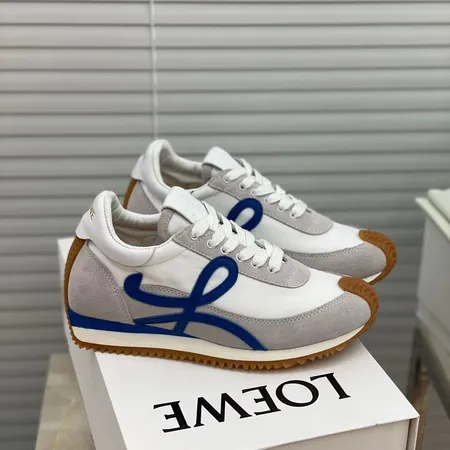 ロエベ カジュアルシューズ