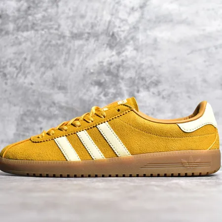 アディダス カジュアルシューズ