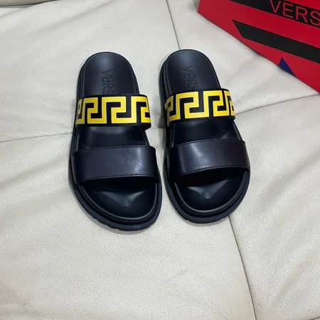 ヴェルサーチ スリッパ