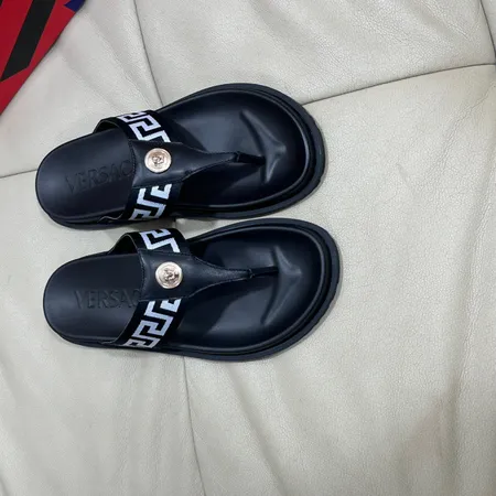 ヴェルサーチ スリッパ