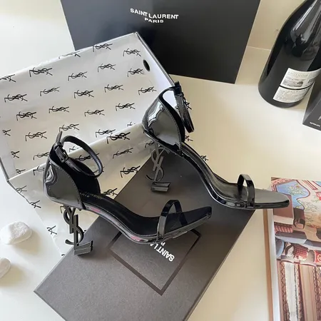 イブサンローラン サンダル