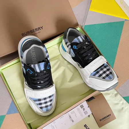 バーバリー ス カジュアルシューズ