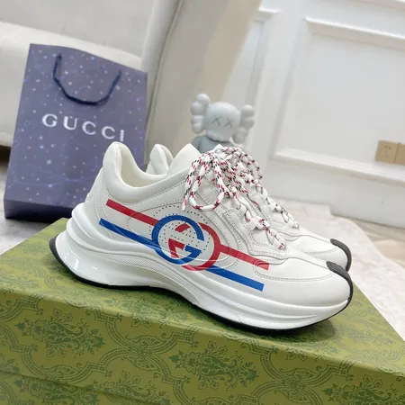 グッチ スニーカー