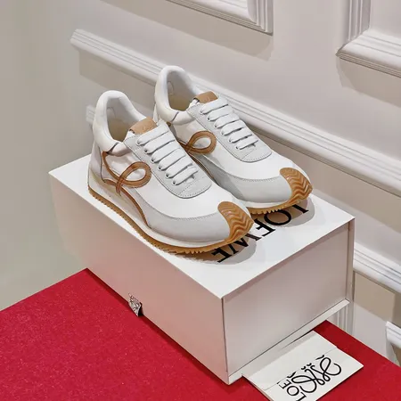 ロエベ カジュアルシューズ