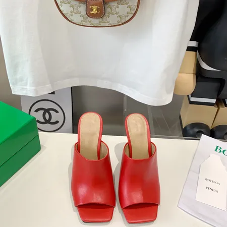 ボッテガ ヴェネタ サンダル