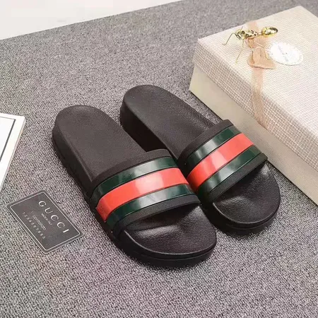 グッチ スリッパ