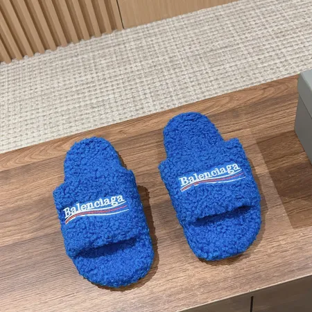 バレンシアガ スリッパ