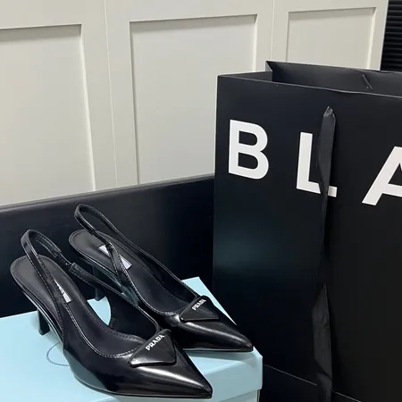 プラダ サンダル