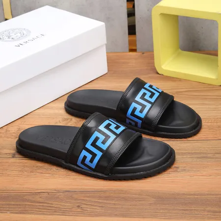 ヴェルサーチ スリッパ