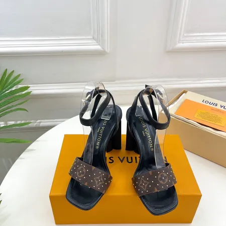 ルイヴィトン サンダル
