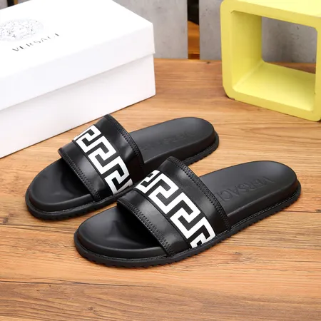 ヴェルサーチ スリッパ