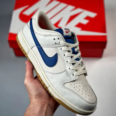 ナイキ カジュアルシューズ