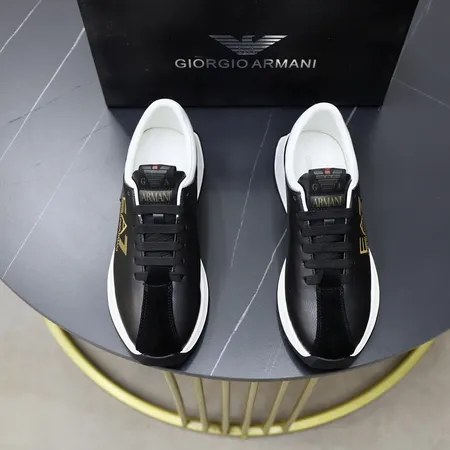 アルマーニ スニーカー