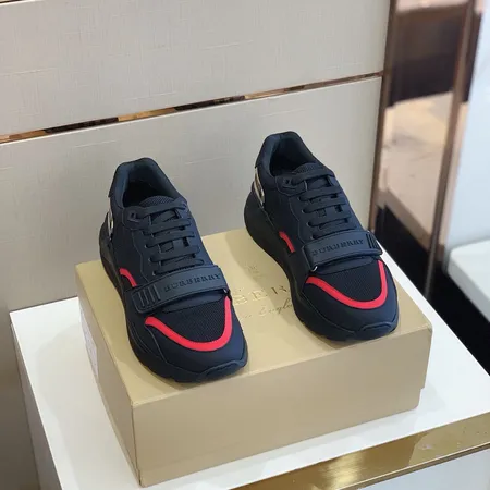 バーバリー ス スニーカー