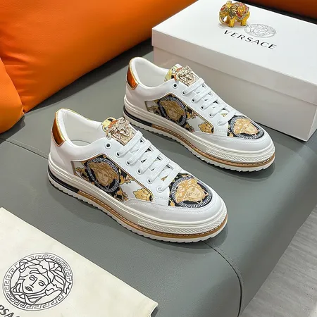 ヴェルサーチ カジュアルシューズ