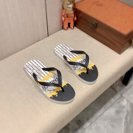 ヴェルサーチ スリッパ