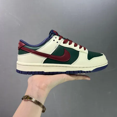 ナイキ カジュアルシューズ