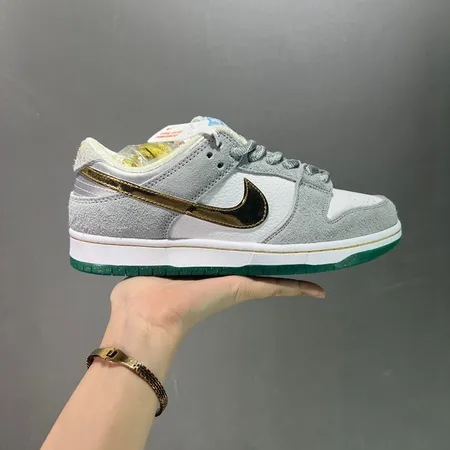 ナイキ カジュアルシューズ