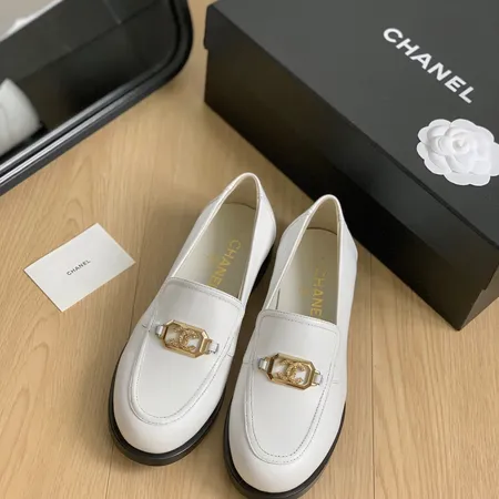 シャネル ビジネスシューズ