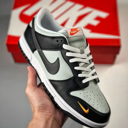 ナイキ カジュアルシューズ