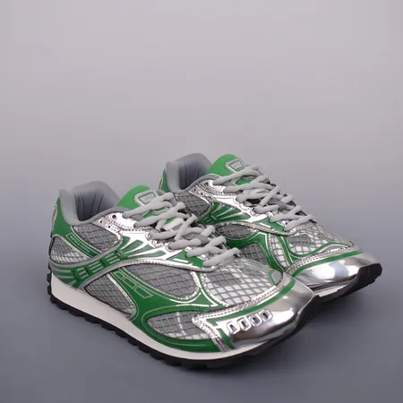 ボッテガ ヴェネタ スニーカー