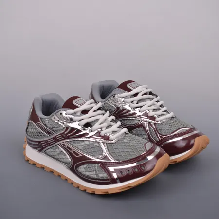 ボッテガ ヴェネタ スニーカー