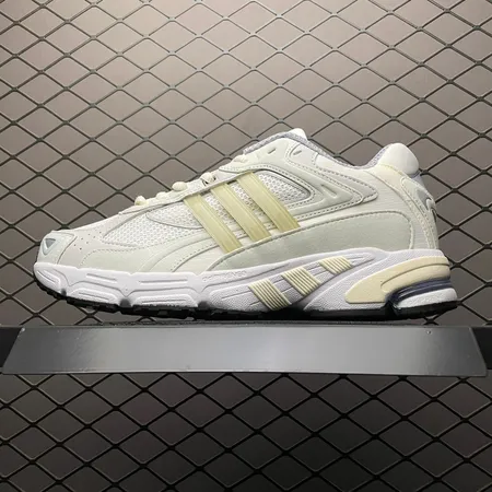 アディダス カジュアルシューズ