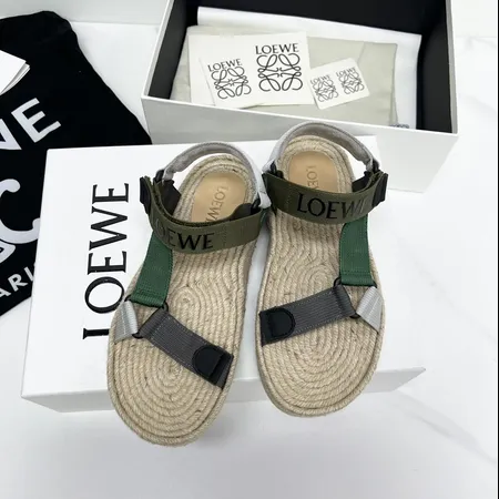 ロエベ サンダル