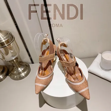 フェンディ サンダル