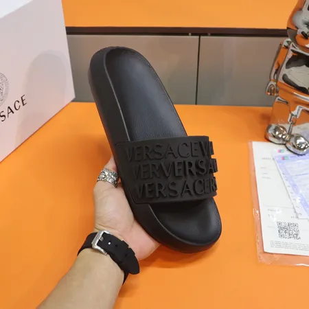 ヴェルサーチ スリッパ