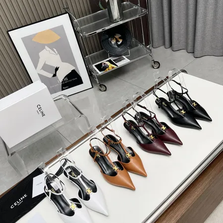 セリーヌ サンダル