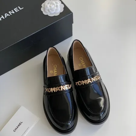 シャネル ビジネスシューズ
