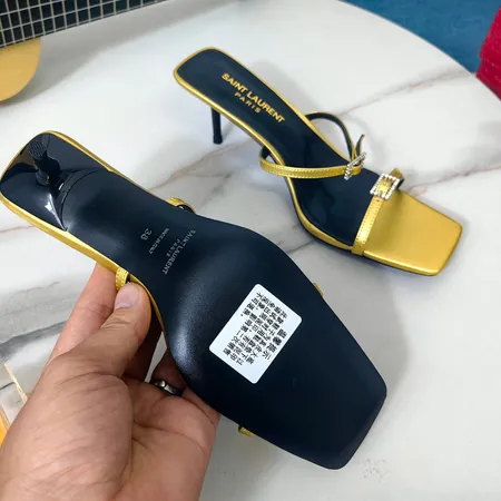 イブサンローラン スリッパ