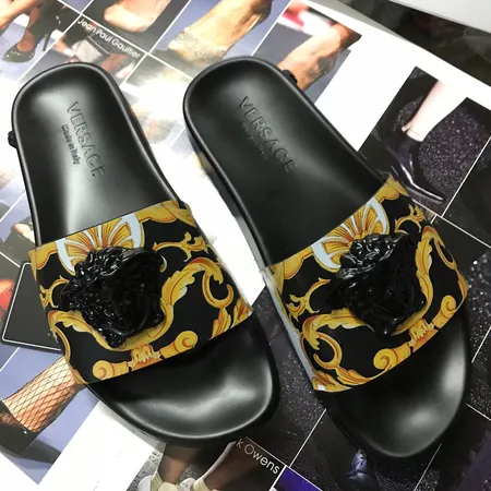 ヴェルサーチ スリッパ