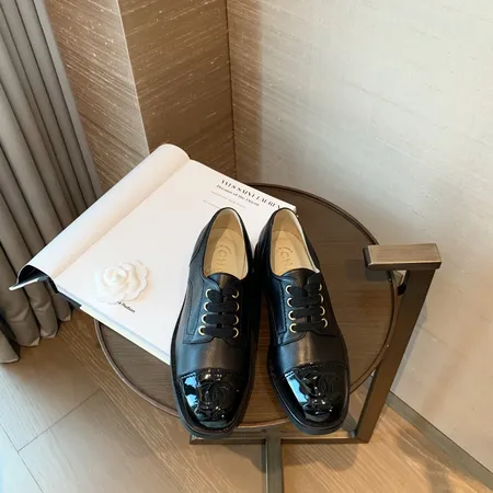 シャネル ビジネスシューズ