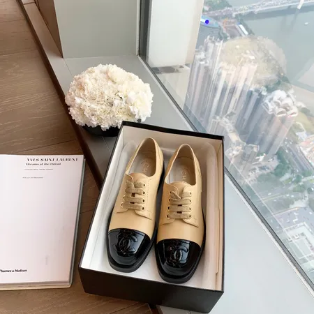 シャネル ビジネスシューズ